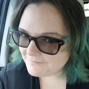 Meet your Posher, Manda